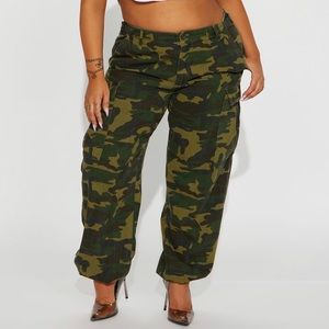 NWT Cadet Kim Oversized Camo Pants